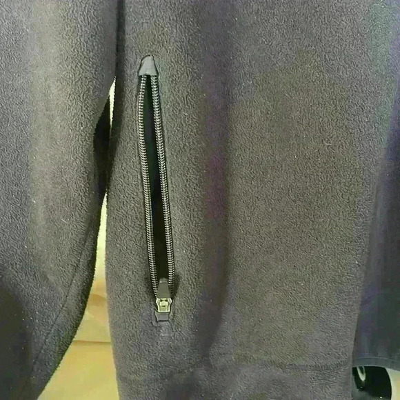 Lands End Mens black fleece jacket with 7 pockets zipper closure - Picture 5 of 14